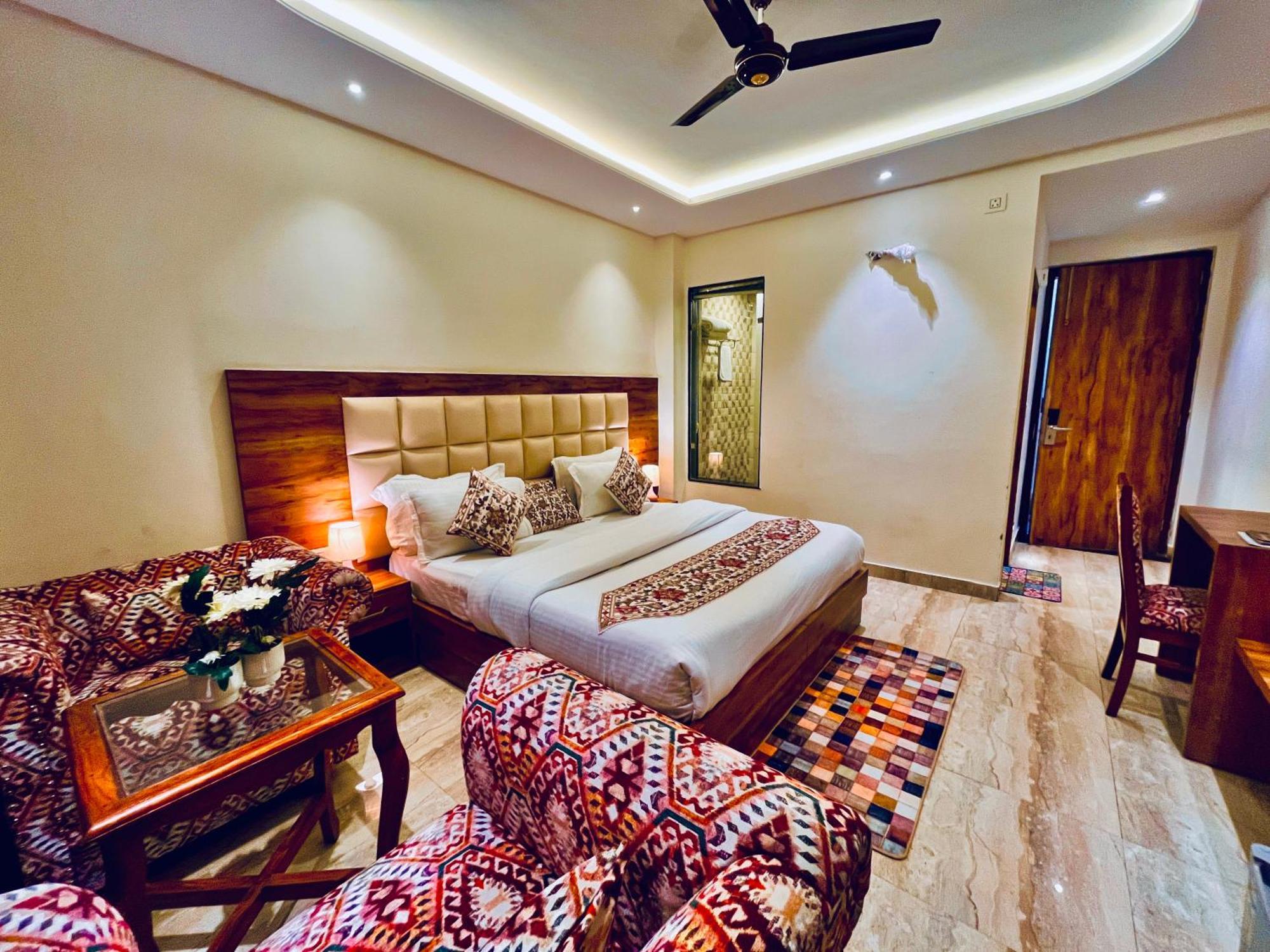 Hotel Amaravati Royal Palace 4*